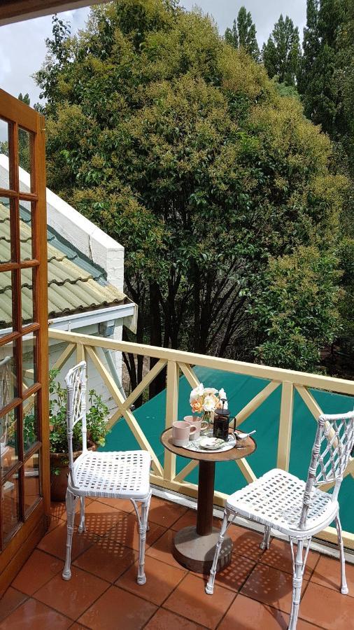 The Gate Guesthouse คลาเรนส์ ภายนอก รูปภาพ