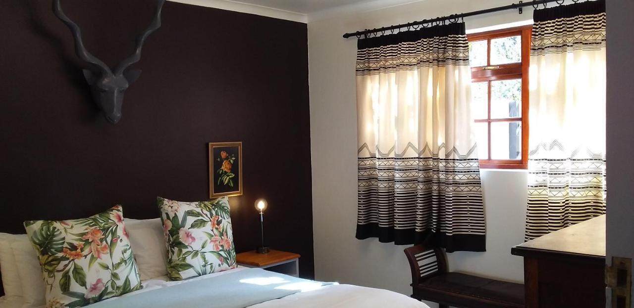 The Gate Guesthouse คลาเรนส์ ภายนอก รูปภาพ