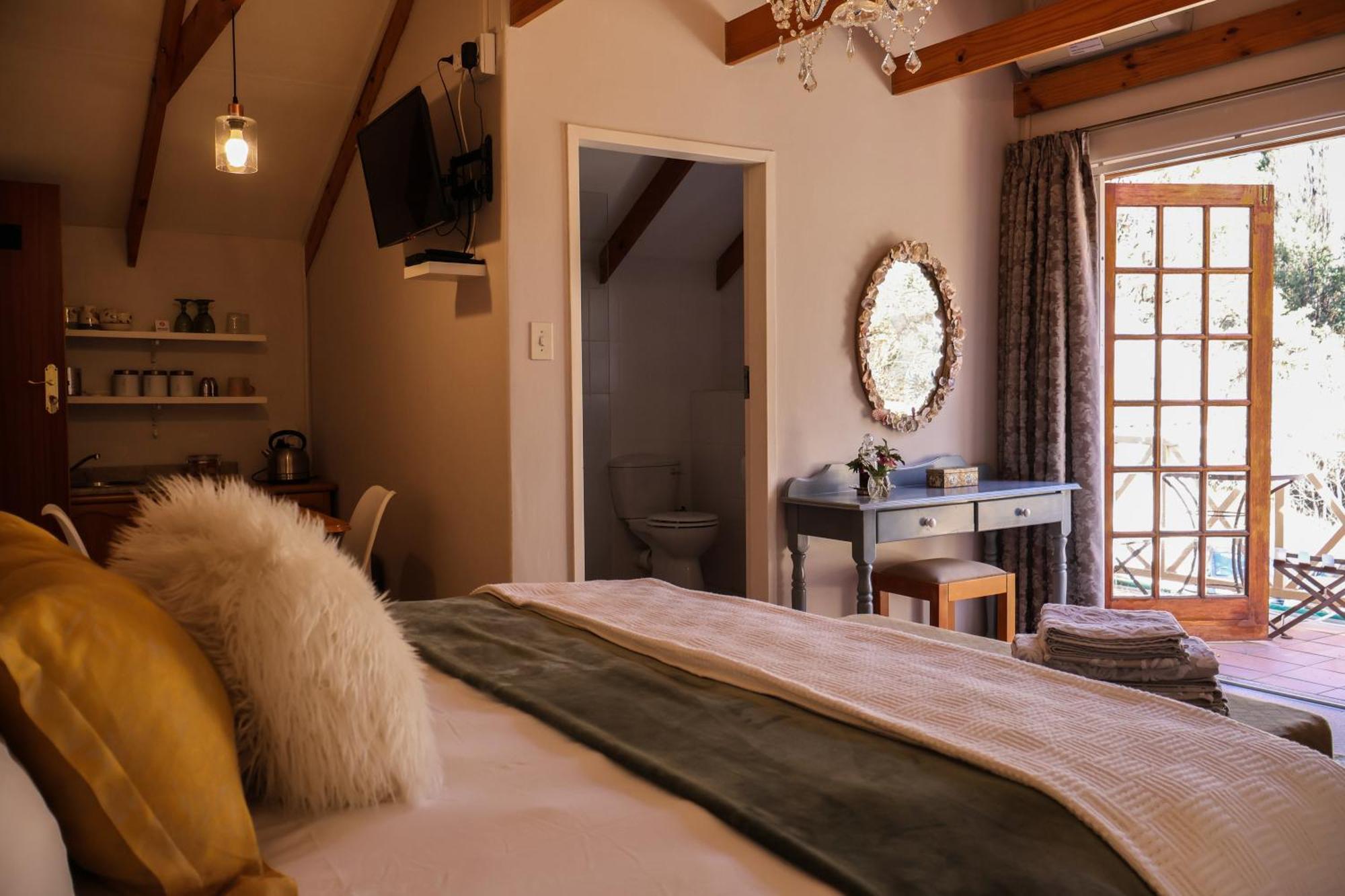 The Gate Guesthouse คลาเรนส์ ภายนอก รูปภาพ